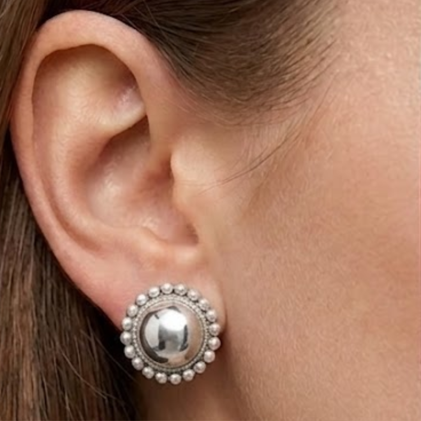 Elegant Silver Pearl Vertex Earrings for Women – High Luster Pearl Vertex with Polished Silver Setting | Minimal Luxury Everyday Jewelry